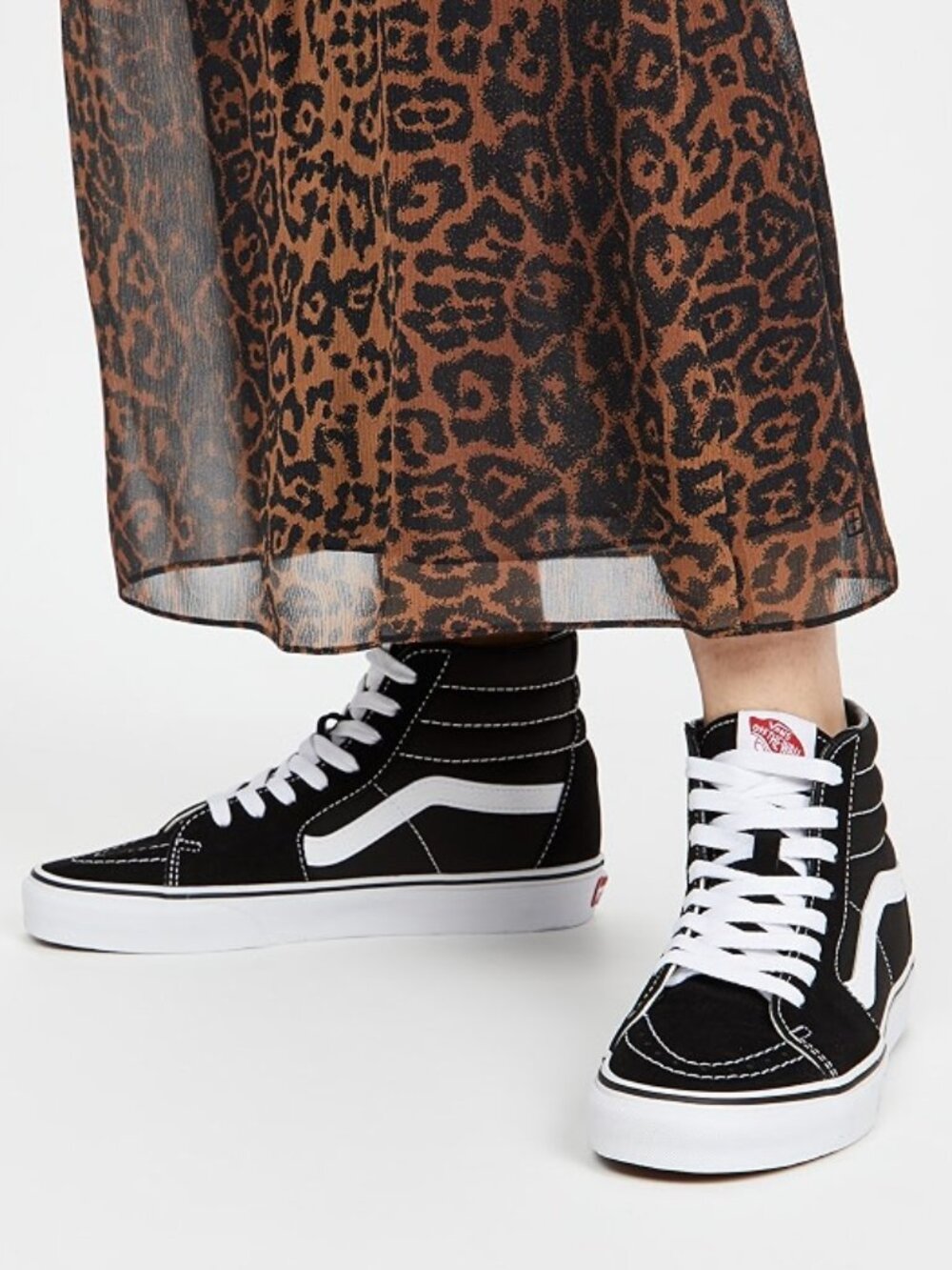 VANS Sk8 High Top Sneakers Black & White Women's 7 Men's 5.5